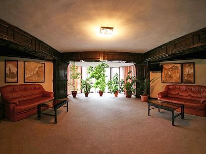 Hotel 3* Sara Ticleni Romania