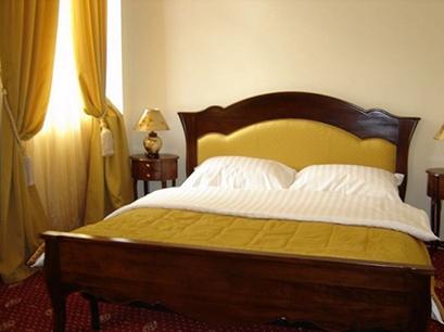 Hotel 3* Maryo Ploiesti Romania