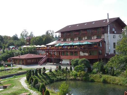 Complex Turistic 4* Pastravaria Albota Arpasu de Sus Romania