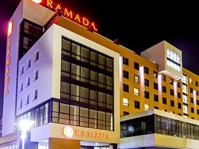 Hotel 4* Ramada Oradea Romania