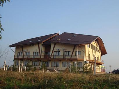 Complex Turistic 3* Valea Iazurilor Belciugatele Romania