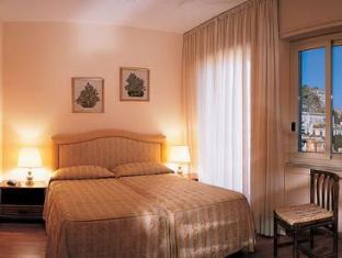 Hotel 3* Isabella Taormina Italia