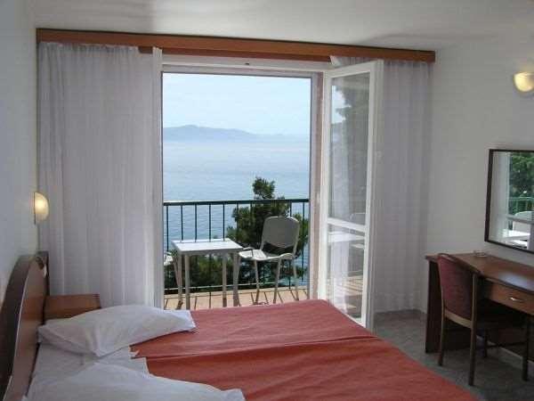 Hotel 3* Nimfa Makarska Croatia
