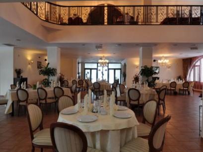 Hotel 3* Belvedere Botosani Romania