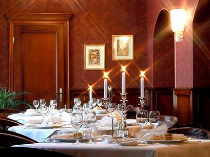 Hotel 5* Carol Parc  Bucuresti Romania