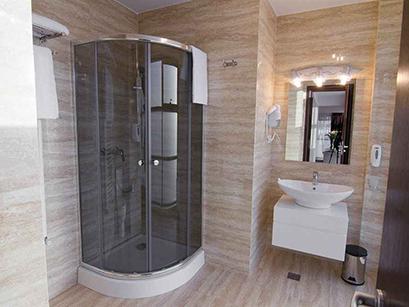 Hotel 3* West Plaza Bucuresti Romania