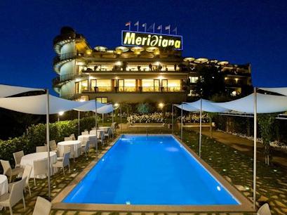 Hotel 4* Meridiana Napoli Italia