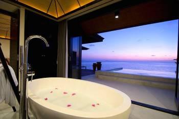 Resort 5* Lily Beach Resort and Spa Atolul Ari Maldive