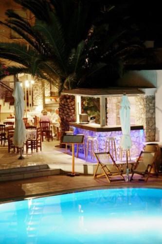 Hotel 4* Antinea Suites & Spa Kamari Grecia