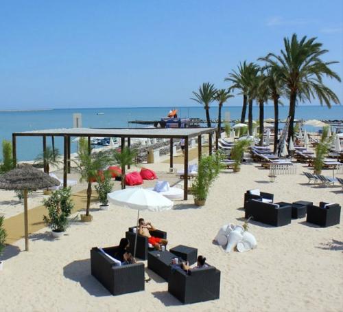 Resort 4* Holiday Inn Resort Nice - Saint Laurent Du Var Nisa Franta