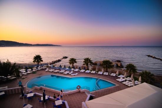 Hotel 2* Xenos Camara Argassi Grecia