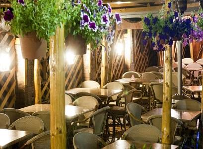 Hotel 3* Anna Junior Targu Jiu Romania