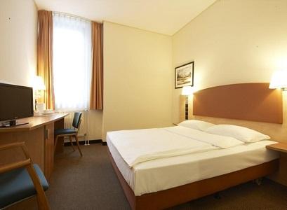 Hotel 4* Intercity Ostbahnhof Berlin Germania