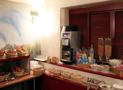 Hotel 3* New Saint Lazare Paris Franta