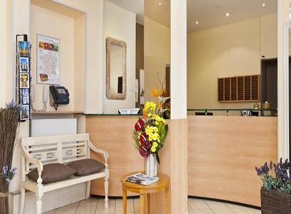 Hotel 2* PARISIANA Paris Franta