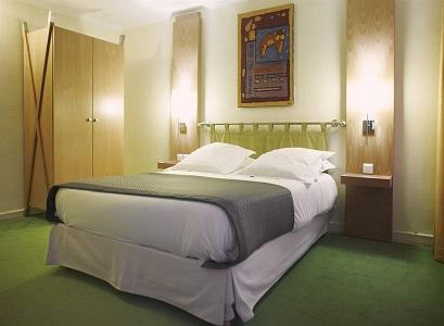 Hotel 3* New Opera Paris Franta