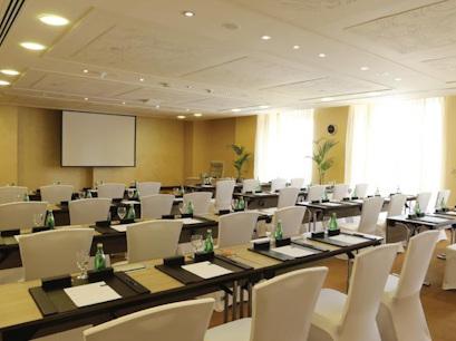 Hotel 5* Millenium Plaza Dubai Emiratele Arabe