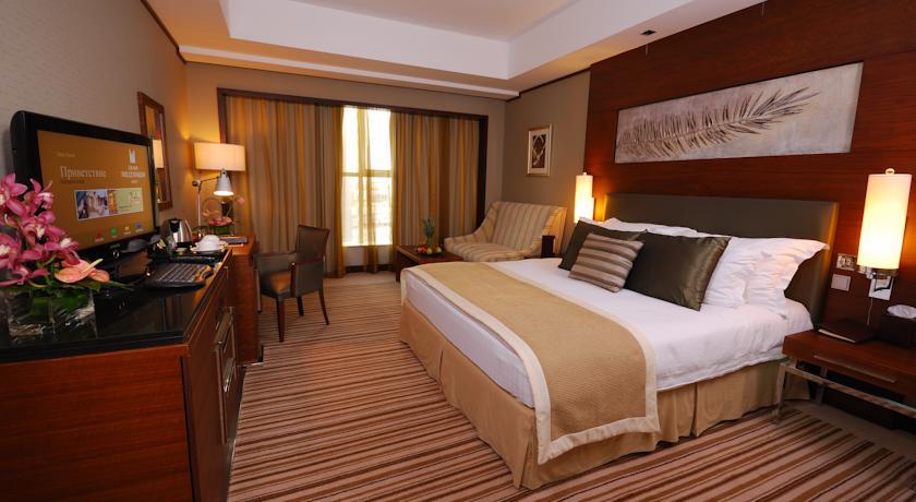 Hotel 5* Grand Millenium Dubai Emiratele Arabe