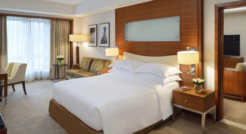 Hotel 5* Movenpick Bur Dubai Dubai Emiratele Arabe
