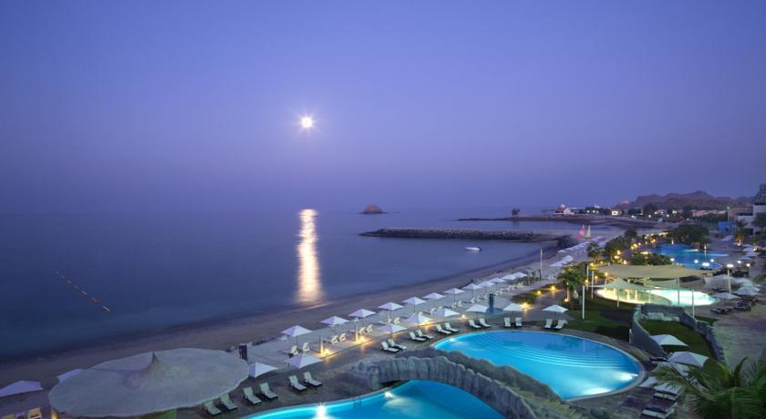 Hotel 5* Radisson Blu Fujairah Dubai Emiratele Arabe