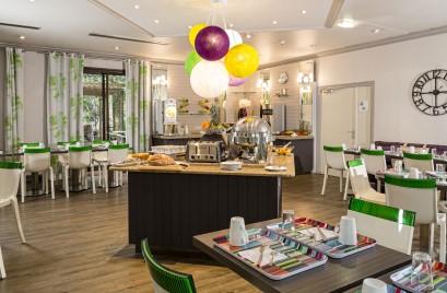 Hotel 3* Paris Louis Blanc Paris Franta