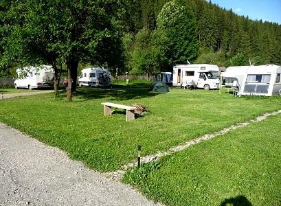 Camping 2* Vuurplaats Fundu Moldovei Romania