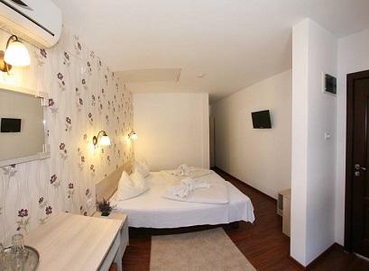 Pensiune 3* Steaua Dunarii Eselnita Romania