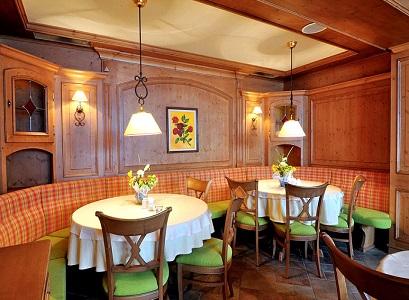 Hotel 4* Sonnenhof Suceava Romania