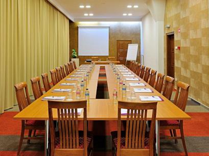 Hotel 3* Star City Budapesta Ungaria