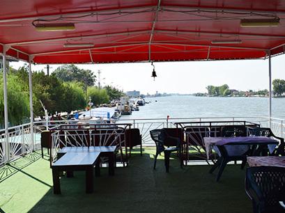 Hotel plutitor 3* Carpatia (Sf. Constantin) Sulina Romania